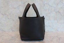 将图片加载到图库查看器,HERMES PICOTIN LOCK PM Clemence leather Black □R刻印 Hand bag 800090034