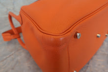 Load image into Gallery viewer, HERMES LINDY 30 Clemence leather Orange □M Engraving Shoulder bag 700030155