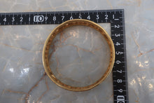 將圖片載入圖庫檢視器 CHANEL/シャネル ロゴバングル 金メッキ ゴールド バングル 500090029