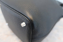 将图片加载到图库查看器,HERMES PICOTIN LOCK PM Clemence leather Black □R刻印 Hand bag 800090034