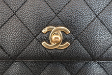 画像をギャラリービューアに読み込む, CHANEL/シャネル マトラッセ台形ハンドバッグ キャビアスキン ブラック/ゴールド金具 ハンドバッグ 800080046