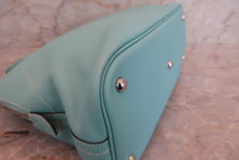 Load image into Gallery viewer, HERMES BOLIDE RELAX 35 Epsom leather Blue atoll T Engraving Hand bag 700110155