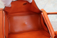 Load image into Gallery viewer, HERMES LINDY 30 Clemence leather Orange □M Engraving Shoulder bag 700030155