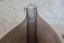 画像をギャラリービューアに読み込む, HERMES/エルメス エブリンTPM トリヨンクレマンス ブルーペール B刻印 ショルダーバッグ 800060094