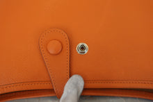 画像をギャラリービューアに読み込む, HERMES/エルメス エブリン1PM ヴォーエプソン オレンジ □I刻印 ショルダーバッグ 700120223