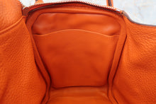 Load image into Gallery viewer, HERMES LINDY 30 Clemence leather Orange □M Engraving Shoulder bag 700030155