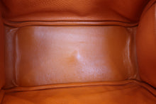 Load image into Gallery viewer, HERMES LINDY 30 Clemence leather Orange □M Engraving Shoulder bag 700030155