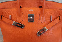 Load image into Gallery viewer, HERMES BIRKIN 30 Clemence leather Orange □H Engraving Hand bag 700100094