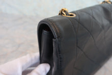将图片加载到图库查看器,CHANEL/香奈儿 CF 链条包 羊皮 Black/Gold hadware(黑色/金色金属) 肩背包 800070173