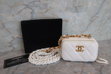 Load image into Gallery viewer, CHANEL Cambom Mini chain wallet Lambskin White/Gold hadware Shoulder bag 700050166