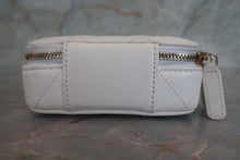 Load image into Gallery viewer, CHANEL Cambom Mini chain wallet Lambskin White/Gold hadware Shoulder bag 700050166