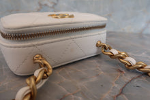 Load image into Gallery viewer, CHANEL Cambom Mini chain wallet Lambskin White/Gold hadware Shoulder bag 700050166