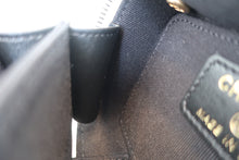 Load image into Gallery viewer, CHANEL Cambom Mini chain wallet Lambskin White/Gold hadware Shoulder bag 700050166