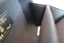 Load image into Gallery viewer, CHANEL Cambom Mini chain wallet Lambskin White/Gold hadware Shoulder bag 700050166