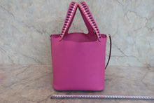 画像をギャラリービューアに読み込む, HERMES/エルメス ピコタンロックMMトレサージュ ヴォーエプソン マグノリア/ブルーサフィール/クレ D刻印 ハンドバッグ 800030153