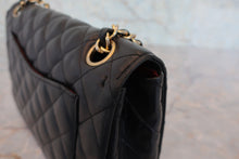 将图片加载到图库查看器,CHANEL/香奈儿 CF 全盖包 链条包 羊皮 Black/Gold hadware(黑色/金色金属) 肩背包 800070191
