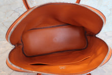 Load image into Gallery viewer, HERMES/BOLIDE 1923 Togo leather Orange Hand bag 700090061