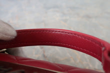 画像をギャラリービューアに読み込む, CHANEL/シャネル ミニマトラッセチェーンショルダーバッグ ラムスキン レッド/ゴールド金具 ショルダーバッグ 700120242