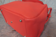 Load image into Gallery viewer, HERMES LINDY 34 Clemence leather Rose jaipur □R Engraving Shoulder bag 700100108