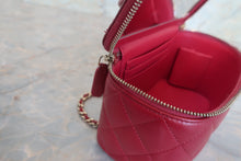 画像をギャラリービューアに読み込む, CHANEL/シャネル ミニマトラッセチェーンショルダーバッグ ラムスキン レッド/ゴールド金具 ショルダーバッグ 700120242