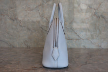 將圖片載入圖庫檢視器 HERMES/エルメス ボリード1923 25 ヴェルソ ヴォーエプソン ブルーブリュム/クレ Z刻印 ショルダーバッグ 800060127