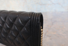 画像をギャラリービューアに読み込む, CHANEL/シャネル ボーイシャネルチェーンウォレット キャビアスキン ブラック/ゴールド金具 ショルダーバッグ 800020038