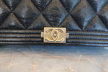 画像をギャラリービューアに読み込む, CHANEL/シャネル ボーイシャネルチェーンウォレット キャビアスキン ブラック/ゴールド金具 ショルダーバッグ 800020038