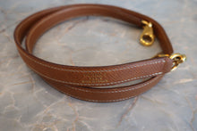 Load image into Gallery viewer, HERMES KELLY 28 Graine Couchevel leather Gold 〇X Engraving Shoulder bag 700070231