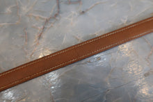 Load image into Gallery viewer, HERMES KELLY 28 Graine Couchevel leather Gold 〇X Engraving Shoulder bag 700070231