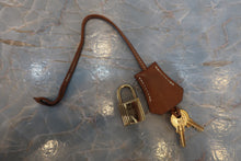 Load image into Gallery viewer, HERMES KELLY 28 Graine Couchevel leather Gold 〇X Engraving Shoulder bag 700070231