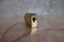 Load image into Gallery viewer, HERMES KELLY 28 Graine Couchevel leather Gold 〇X Engraving Shoulder bag 700070231