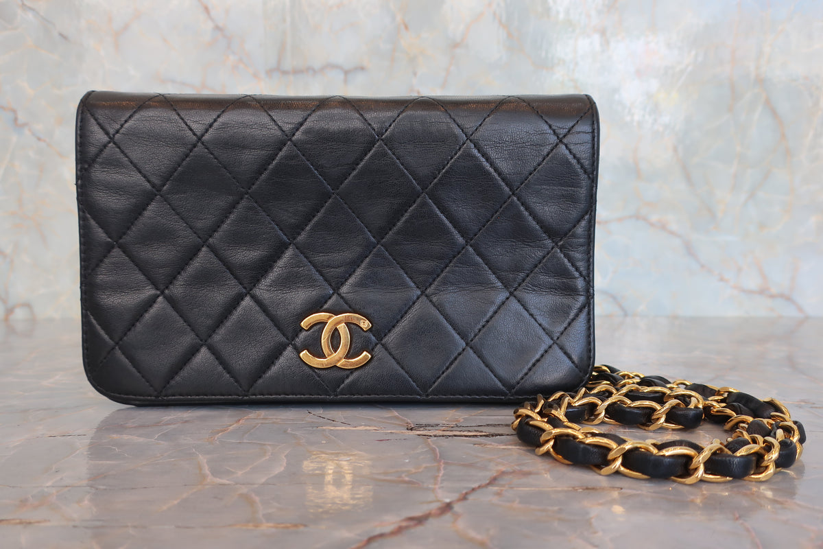 CHANEL/シャネル マトラッセプッシュロックチェーンショルダーバッグ