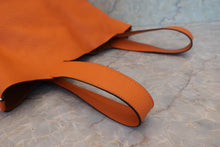 Load image into Gallery viewer, HERMES PICOTIN LOCK GM Clemence leather Orange □P Engraving Hand bag 700100098