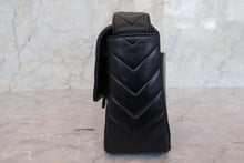 画像をギャラリービューアに読み込む, CHANEL/シャネル Vステッチショルダーバッグ ラムスキン ブラック/ゴールド金具 ショルダーバッグ 700100118