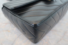 画像をギャラリービューアに読み込む, CHANEL/シャネル Vステッチショルダーバッグ ラムスキン ブラック/ゴールド金具 ショルダーバッグ 700100118