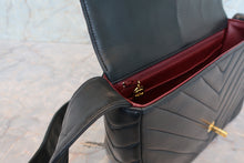 画像をギャラリービューアに読み込む, CHANEL/シャネル Vステッチショルダーバッグ ラムスキン ブラック/ゴールド金具 ショルダーバッグ 700100118