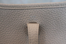 将图片加载到图库查看器,HERMES EVELYNE TPM Clemence leather Beton A刻印 Shoulder bag 800050019