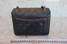 Load image into Gallery viewer, CHANEL Mini Matelasse By color chain shoulder bag Lambskin Black/Red/Gold hadware Shoulder bag 800060112