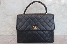 画像をギャラリービューアに読み込む, CHANEL/シャネル マトラッセ台形ハンドバッグ キャビアスキン ブラック/ゴールド金具 ハンドバッグ 700100130