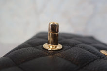 画像をギャラリービューアに読み込む, CHANEL/シャネル マトラッセWフラップWチェーンショルダーバッグ キャビアスキン ブラック/ゴールド金具 ショルダーバッグ 700120248
