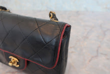 Load image into Gallery viewer, CHANEL Mini Matelasse By color chain shoulder bag Lambskin Black/Red/Gold hadware Shoulder bag 800060112