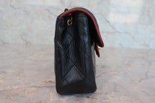 Load image into Gallery viewer, CHANEL Mini Matelasse By color chain shoulder bag Lambskin Black/Red/Gold hadware Shoulder bag 800060112