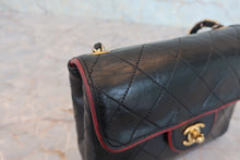 Load image into Gallery viewer, CHANEL Mini Matelasse By color chain shoulder bag Lambskin Black/Red/Gold hadware Shoulder bag 800060112