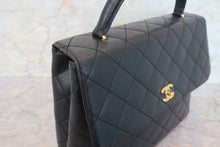 画像をギャラリービューアに読み込む, CHANEL/シャネル マトラッセ台形ハンドバッグ キャビアスキン ブラック/ゴールド金具 ハンドバッグ 700100130