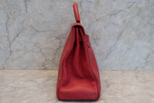 Load image into Gallery viewer, HERMES KELLY 32 Graine Couchevel leather Rouge vif Shoulder bag 600120307