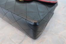 Load image into Gallery viewer, CHANEL Mini Matelasse By color chain shoulder bag Lambskin Black/Red/Gold hadware Shoulder bag 800060112
