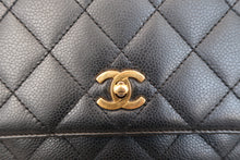 画像をギャラリービューアに読み込む, CHANEL/シャネル マトラッセ台形ハンドバッグ キャビアスキン ブラック/ゴールド金具 ハンドバッグ 700100130
