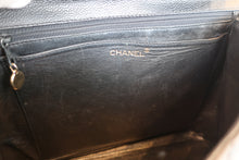 画像をギャラリービューアに読み込む, CHANEL/シャネル マトラッセ台形ハンドバッグ キャビアスキン ブラック/ゴールド金具 ハンドバッグ 700100130