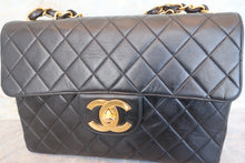 Load image into Gallery viewer, CHANEL Medium Matelasse single flap chain shoulder bag Lambskin Black/Gold hadware Shoulder bag 700090045