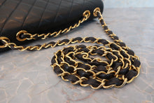 Load image into Gallery viewer, CHANEL Medium Matelasse single flap chain shoulder bag Lambskin Black/Gold hadware Shoulder bag 700090045
